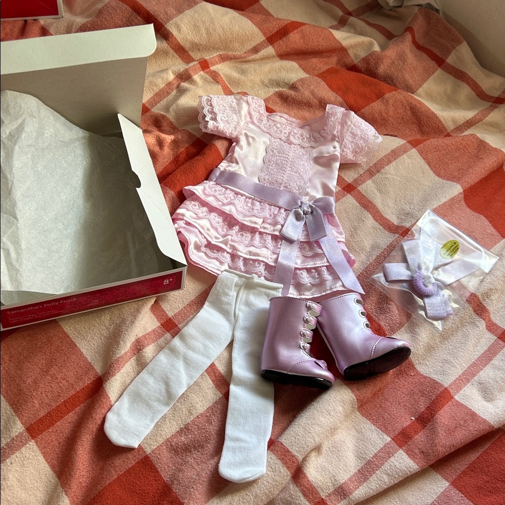 American Girl Beforever Samantha’s Frilly Frock NIB 💕💕💕💕